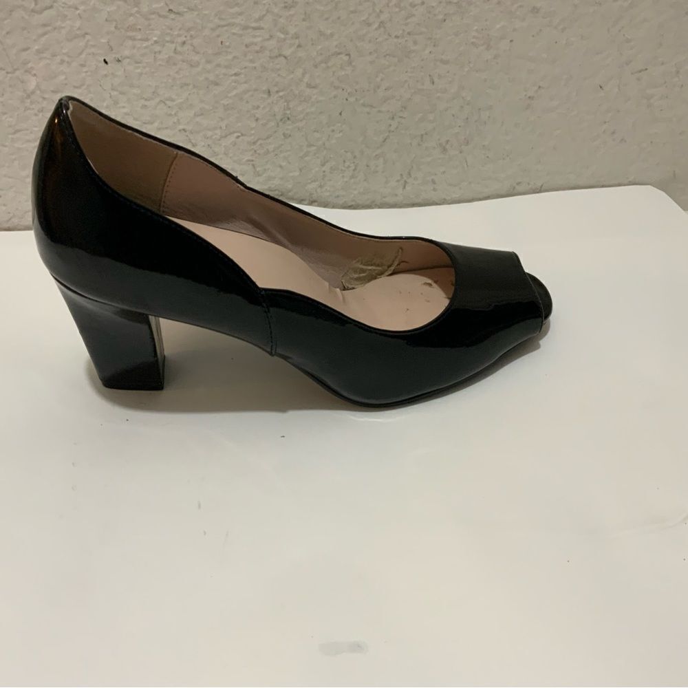 TARYN ROSE BLACK FRANCIS PATENT LEATHER HIGH HEEL PEEP TOE PUMP 7.5 M